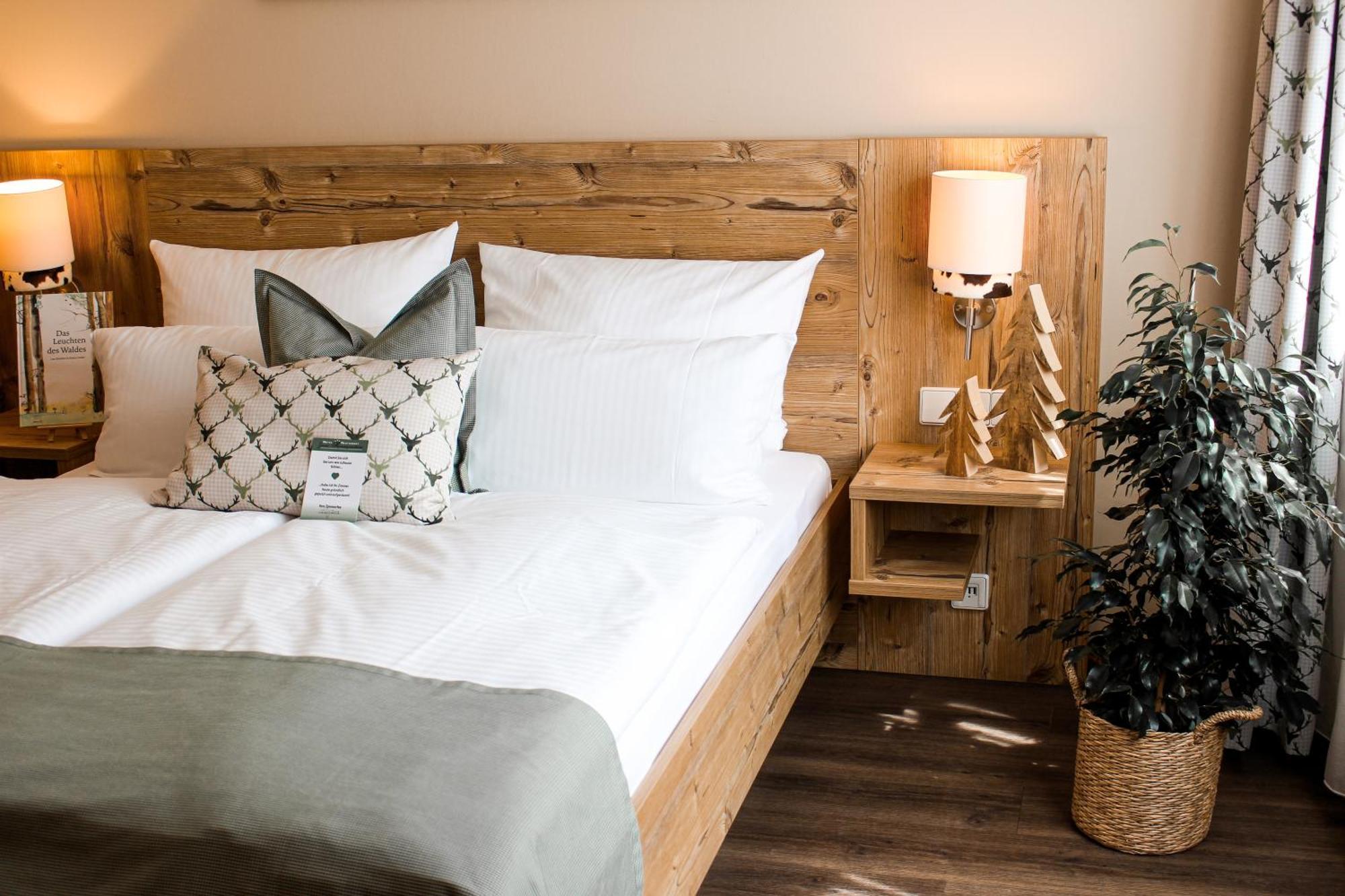 Double Room,1382454131:JPEG