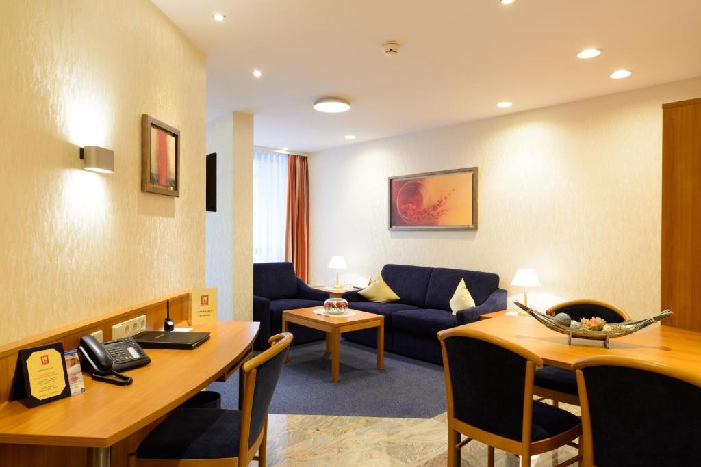 Familienzimmer (2 Erwachsene + 2 Kinder)